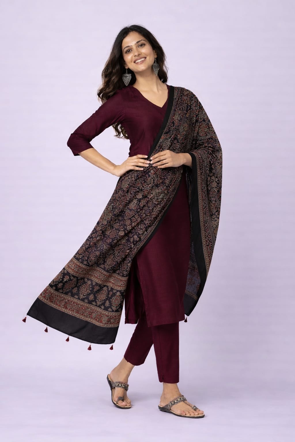 Wine Noir Classic Kurta Set - Image 2